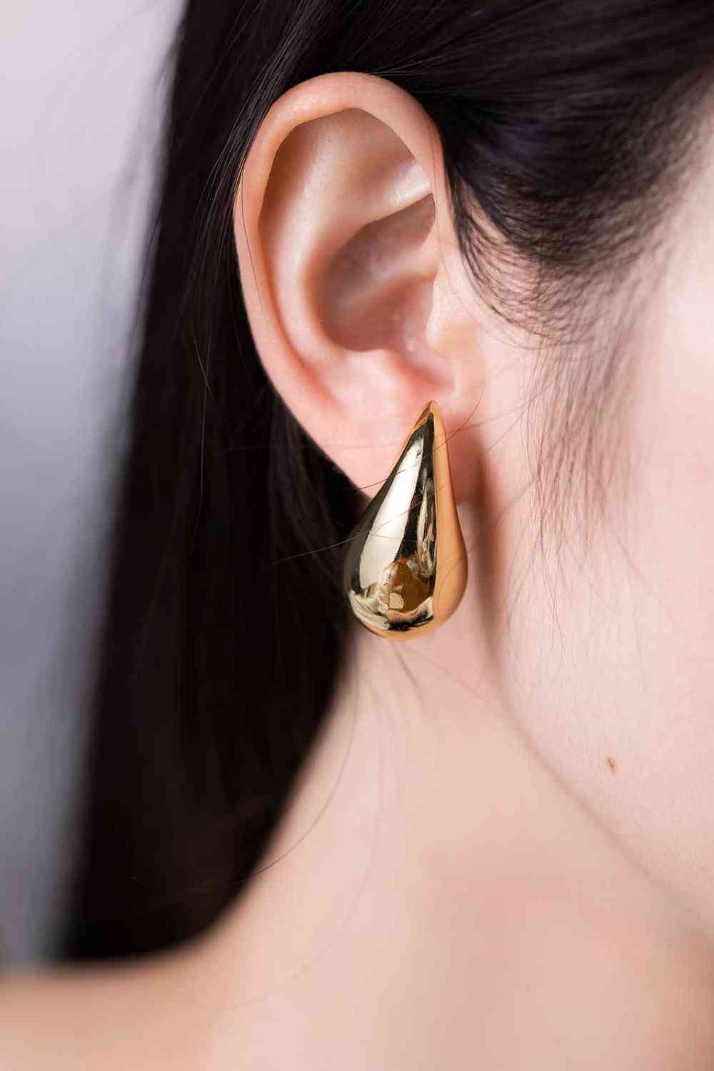 Gold Water Drop Earrings